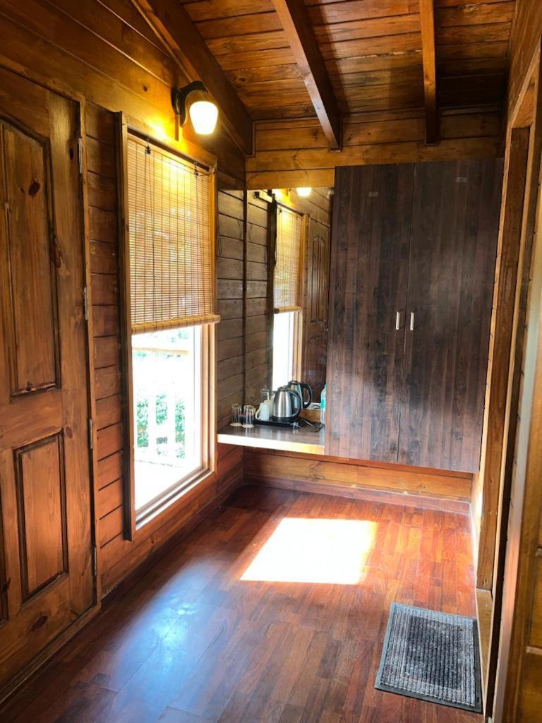 Jironi Resort Tezpur Eksteriør bilde